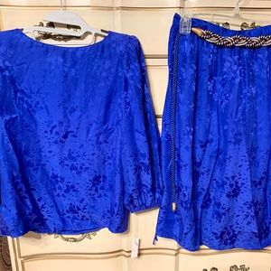 Woman’s Raul Blanco 100% silk 2 piece